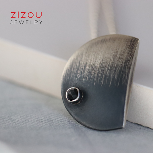The Moon crescent / Black spinel / necklace