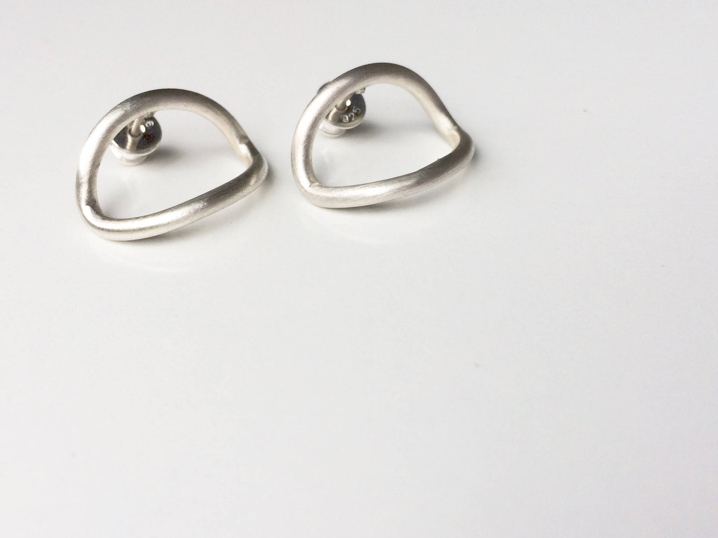 Ovals inside / earrings