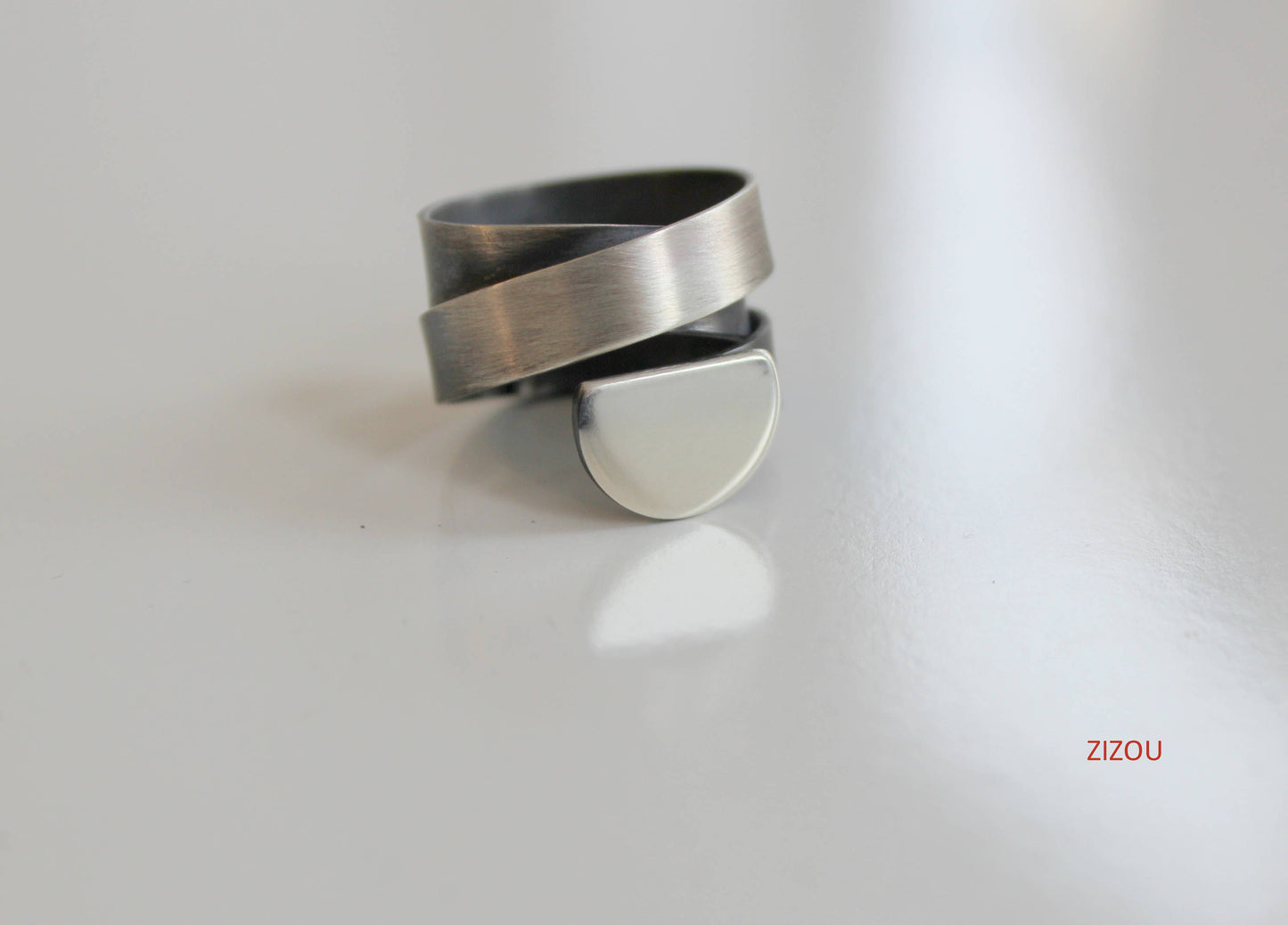 Tattoo / half circle / ring