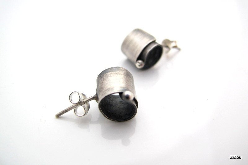 SWRL / earrings