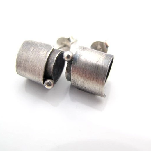 SWRL / earrings