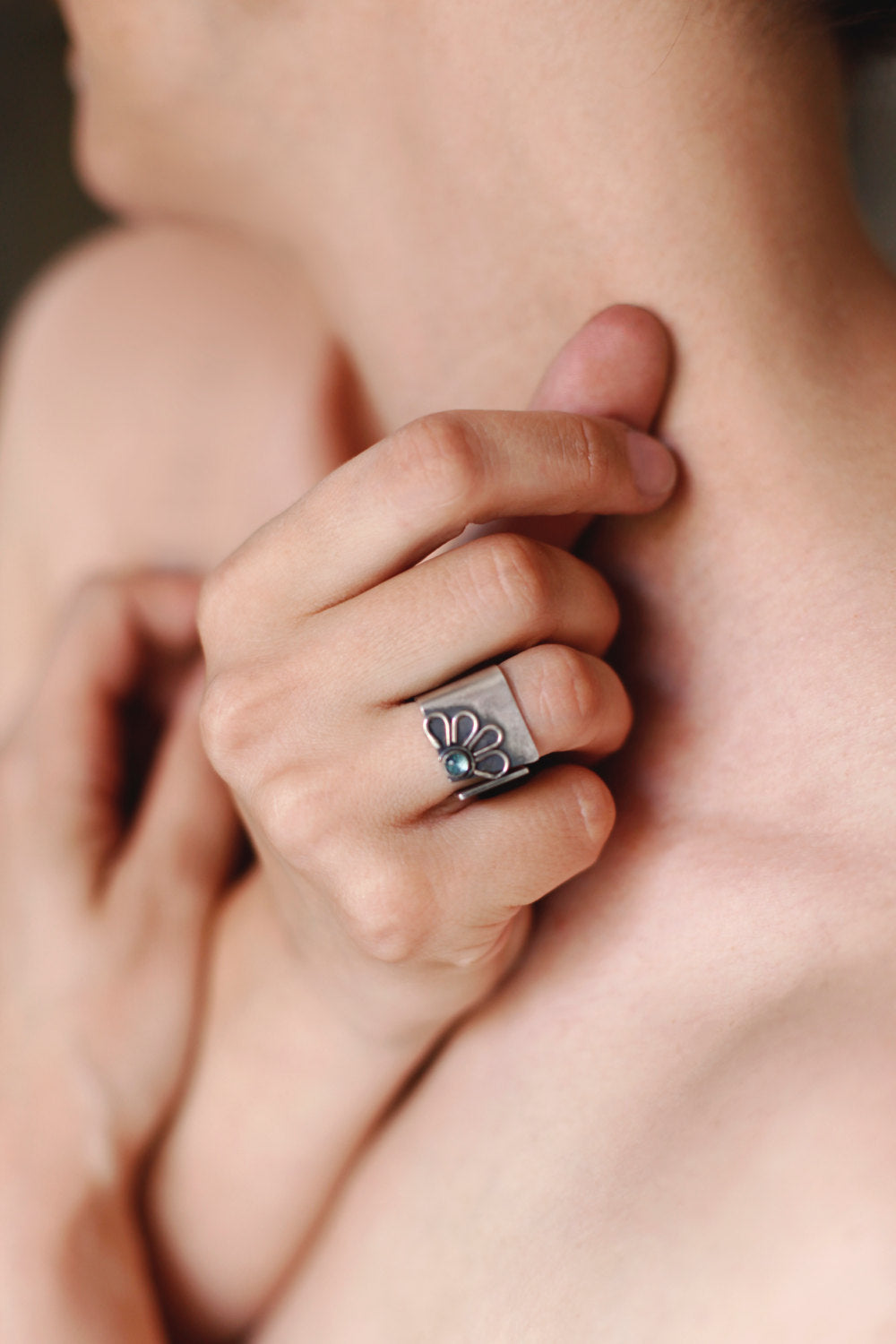 Daisy / topaz / square / ring