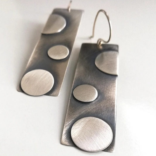 Dots L / earrings