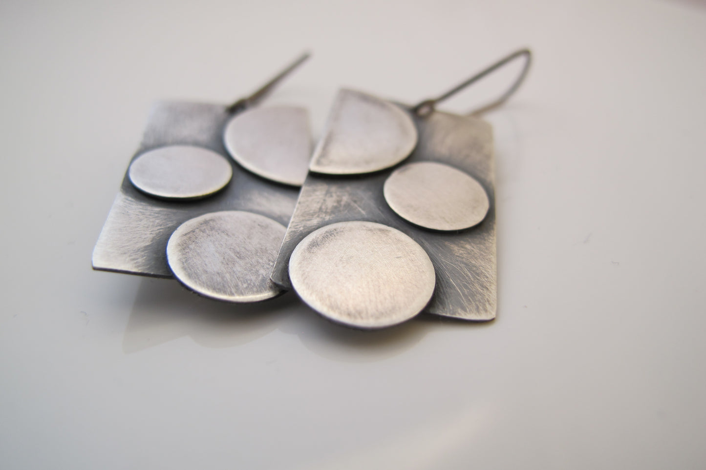 Dots M / earrings
